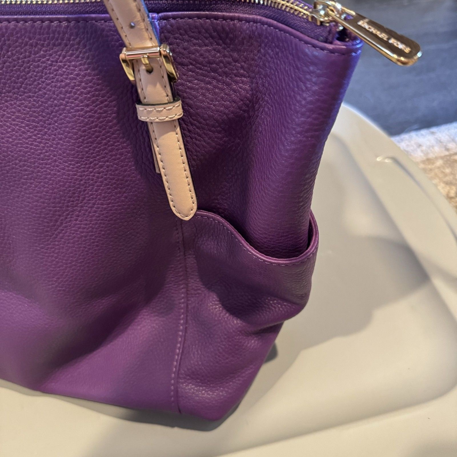 Michael Kors Tote Pebbled Leather Purple Shoulder Bag Ivory Straps Large 16×11