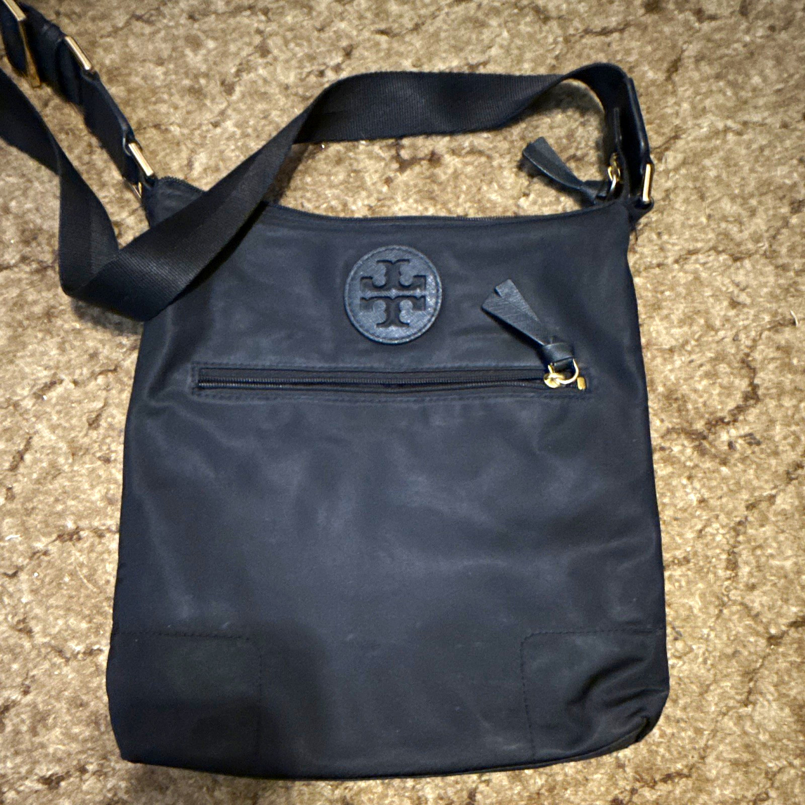 Tory Burch Black Crossbody Bag Logo Zip Closure Adjustable Strap Inner Pockets