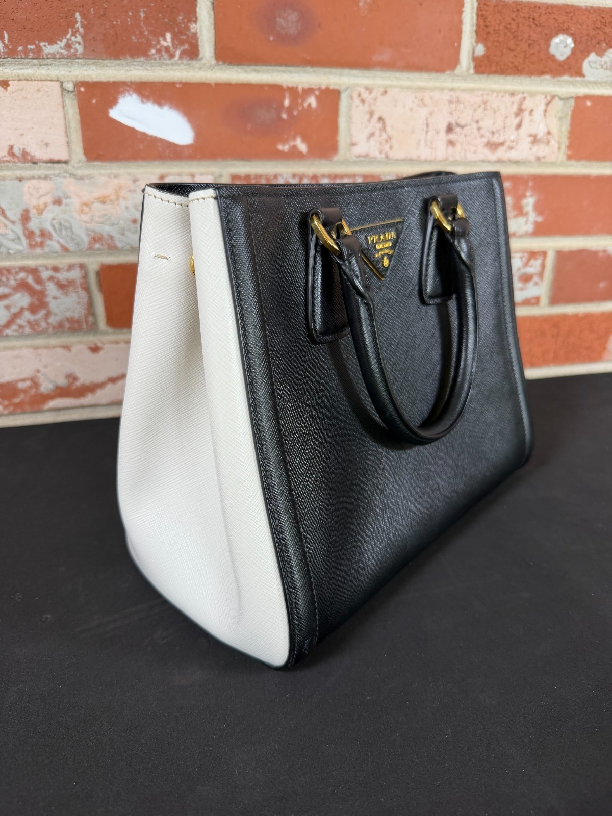 PRADA Black Saffiano Lux Bicolor Tote Small (FULL SET) Nero+Talco Leather Italy