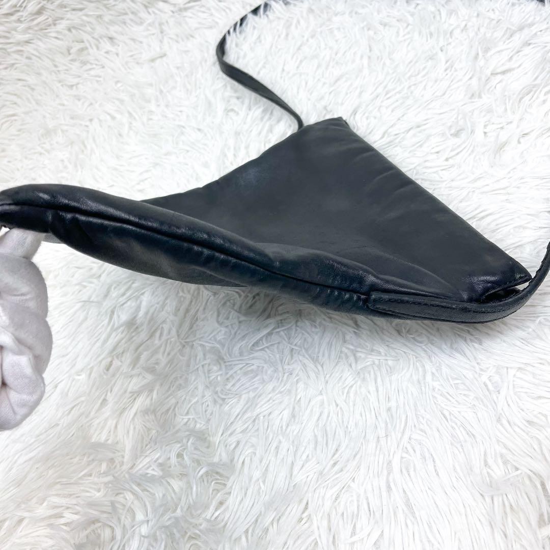 LOEWE Anagram Embossed Leather Shoulder Bag Black 27.5cm Crossbody Bag