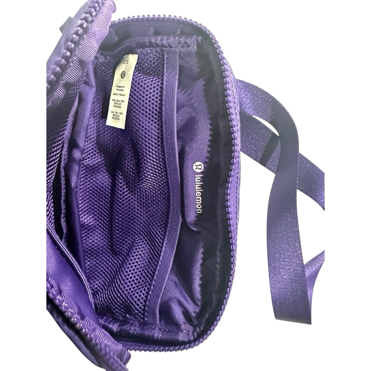 Lululemon Everywhere Belt Bag 1L – Atomic Purple Wobbly Word Graphic Crossbody