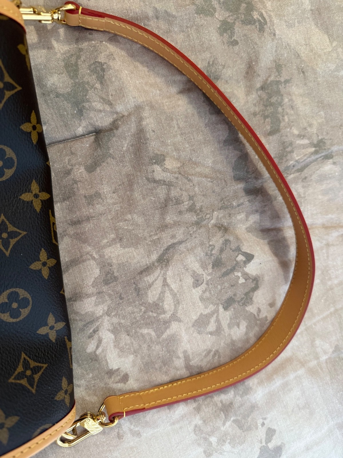 Authentic Louis Vuitton Diane PM Monogram Noir M45985 | Jacquard + Leather Strap