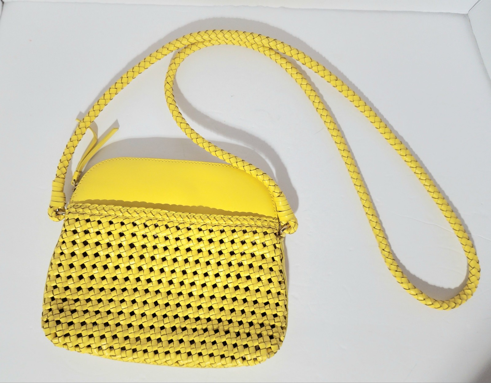 TALBOTS Woven Leather Crossbody Bag Yellow 9″ L x 2″ W x 7 1/4″ H