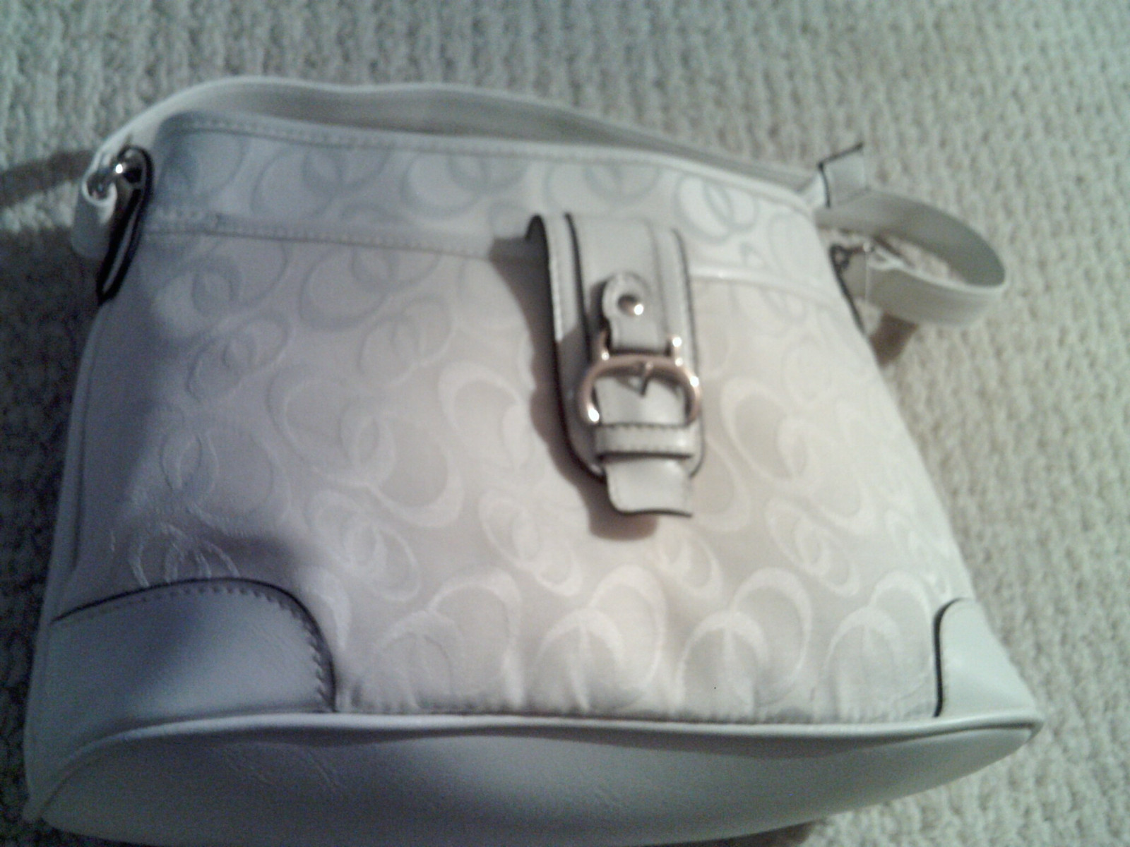 NEW! Merona Women’s Purse Handbag -Off White, Zip SNAP,MINT, 7 1/2 x 13 in aprox