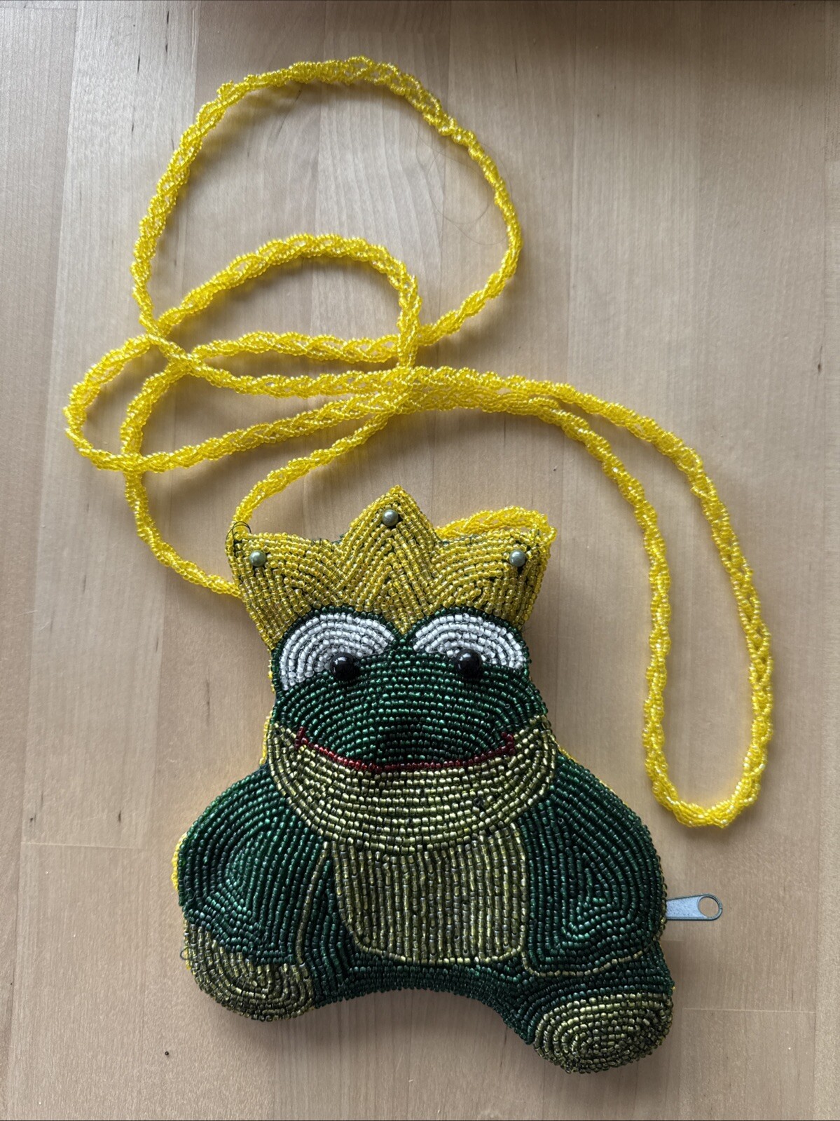 C. Marie Beaded Happy Frog Prince King Zip Coin Purse Crossbody