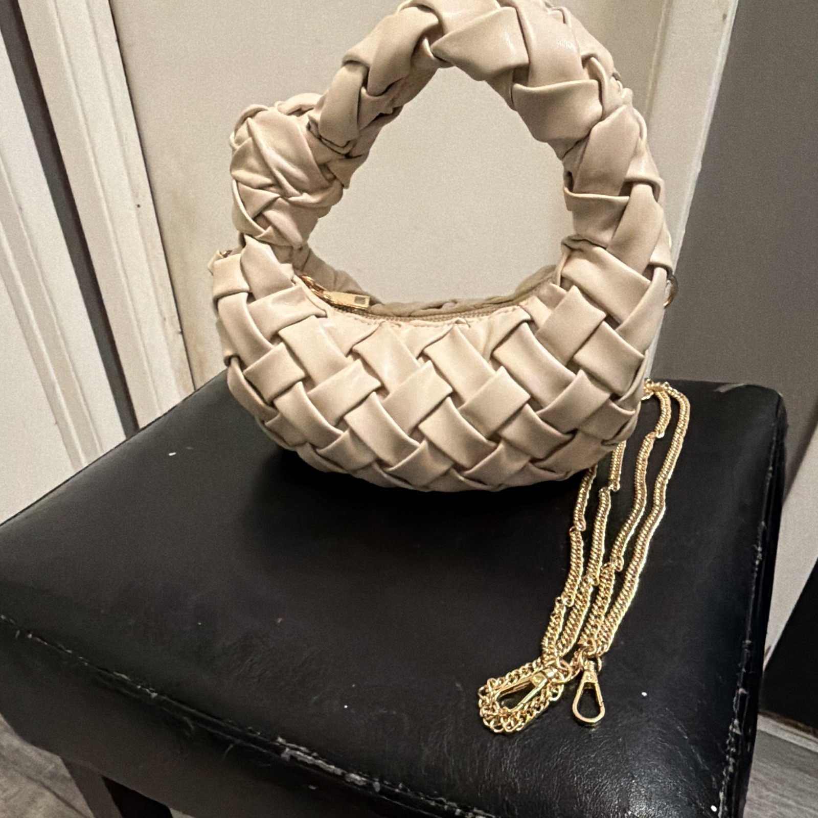 Beige Woven Top Handle Bag Small Zip Closure Lined Detachable Gold Chain Strap