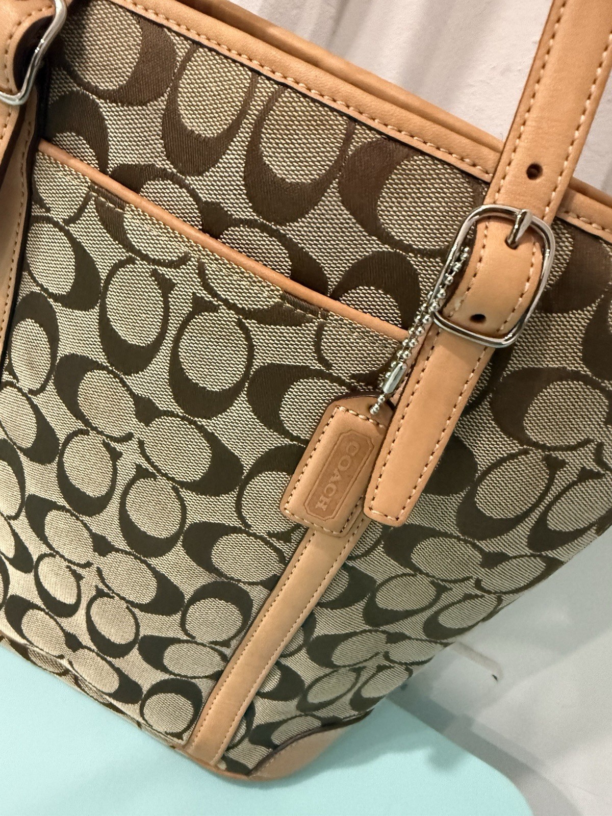Coach Signature C Tote Shoulder Bag Brown Beige Tan Double Handles Hang Tag