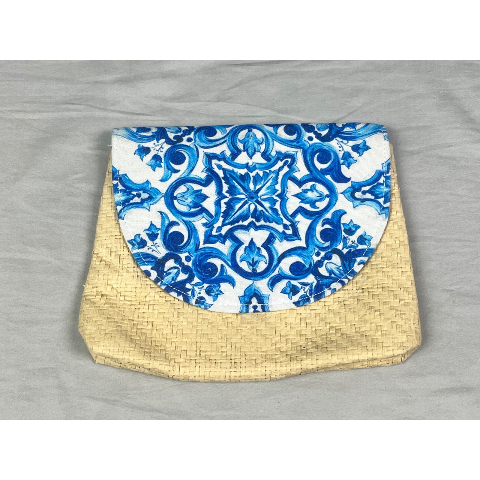 Dolce & Gabbana Light Blue Raffia Majolica Print Clutch Bag Beige Blue White