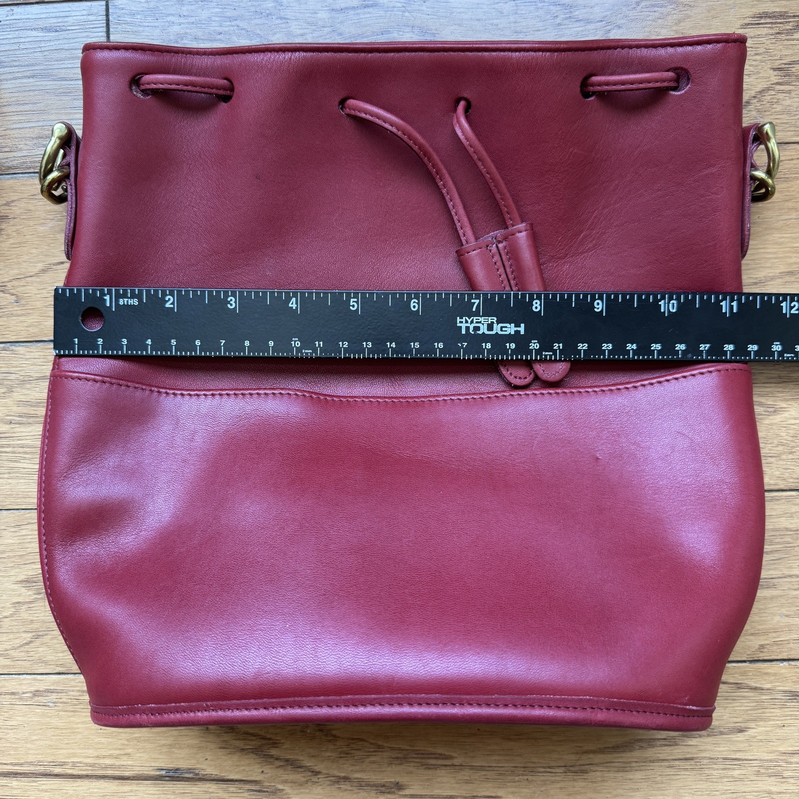90s Coach Equestrian Drawstring Red Leather Bucket Shoulder Bag USA Made 9804