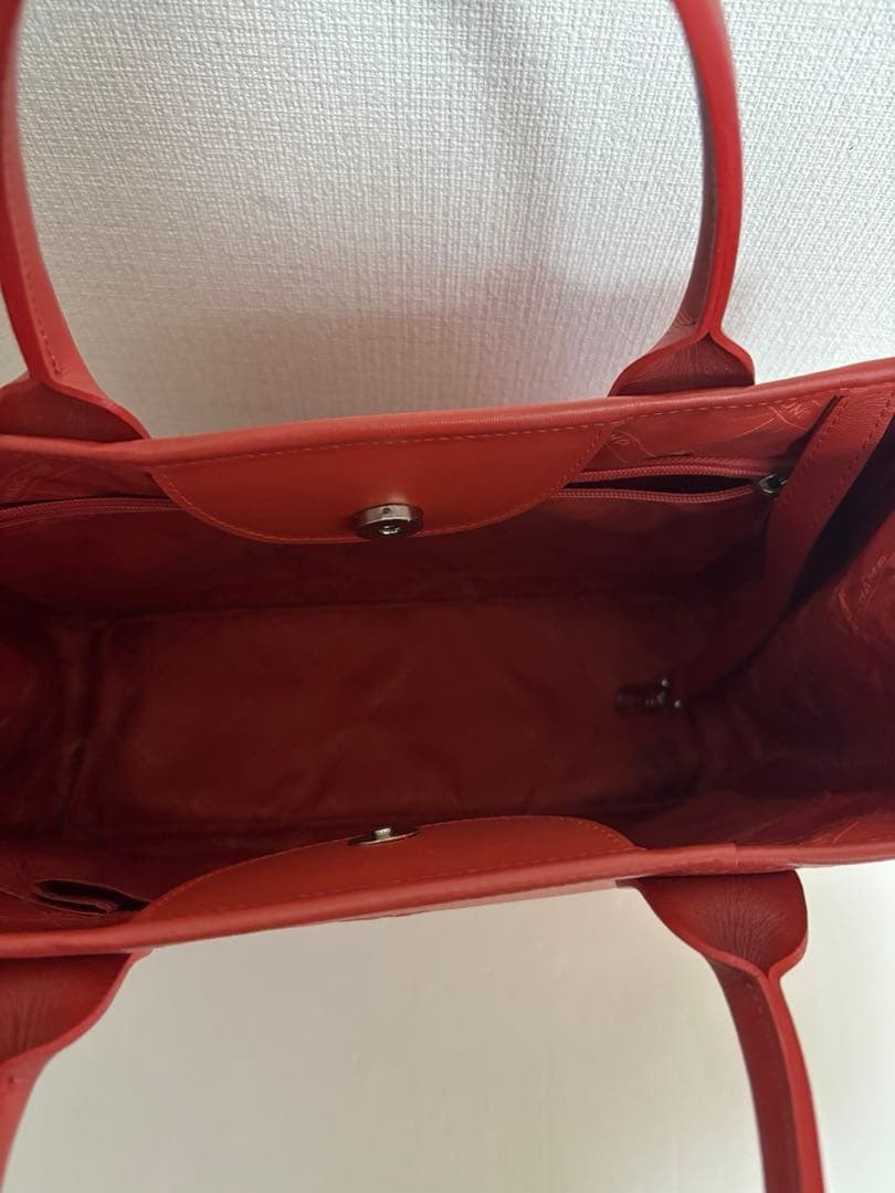 Longchamp Pebbled Leather Tote Red A4 Magnetic Button Embossed Horse Logo Auth