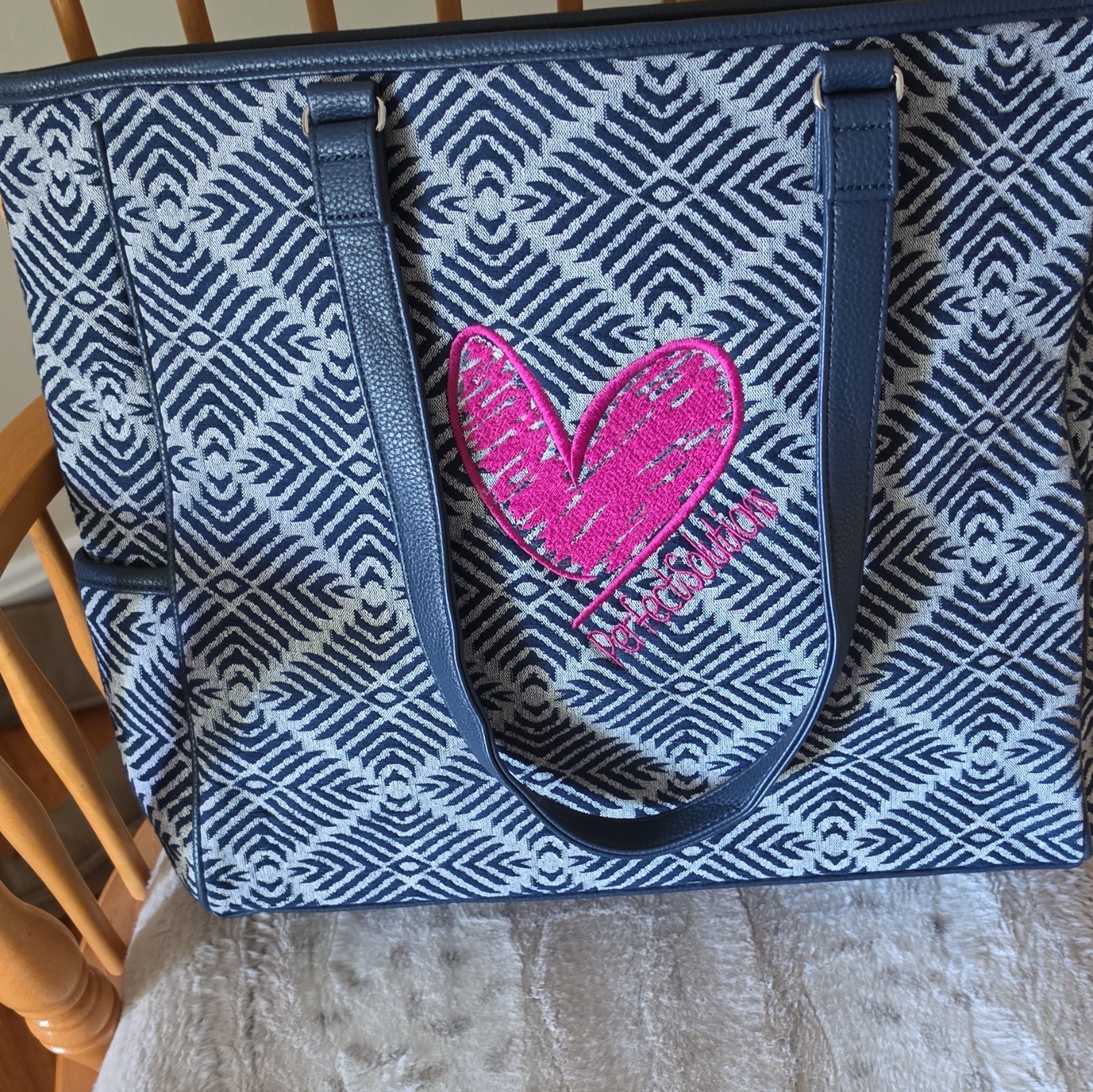 Navy White Geometric Tote Bag Pink Heart Embroidery Zip Lined Inner Pockets