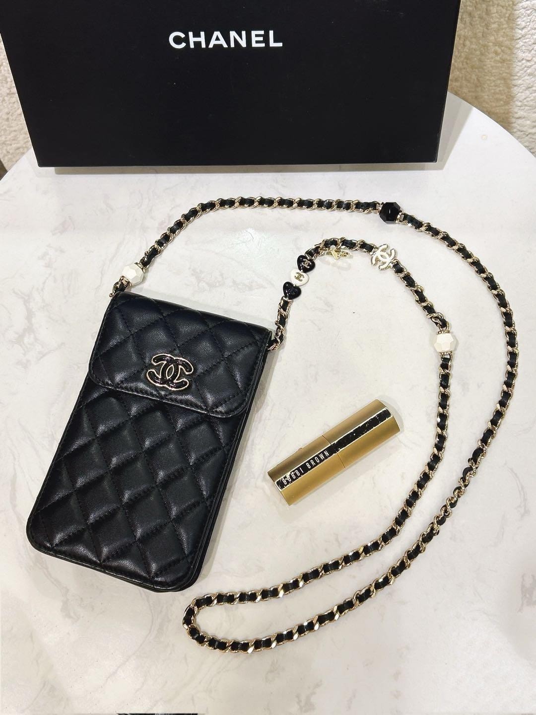 Chanel 23P Phone Holder Bag Lambskin Quilted Chain Crossbody Black [Duties Paid]