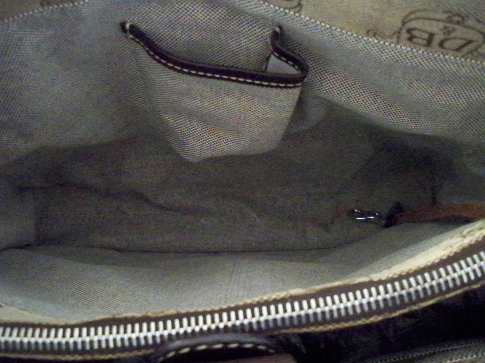 Dooney & Bourke Donegal Crest Signature Canvas Handbag East/West Tote M/L Purse