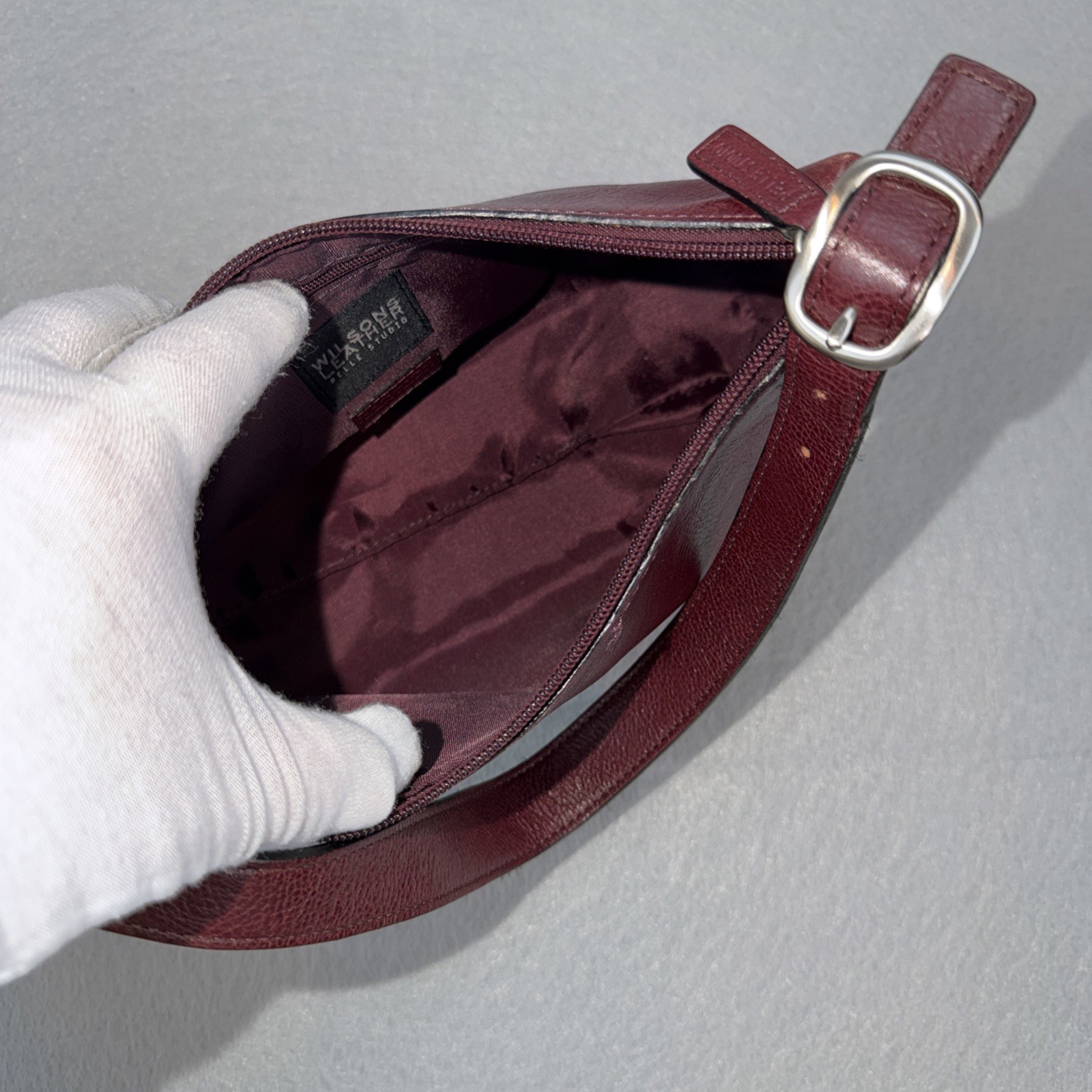 VTG Wilson Leather Pelle Studio Red Hobo Handbag Purse Italian Leather