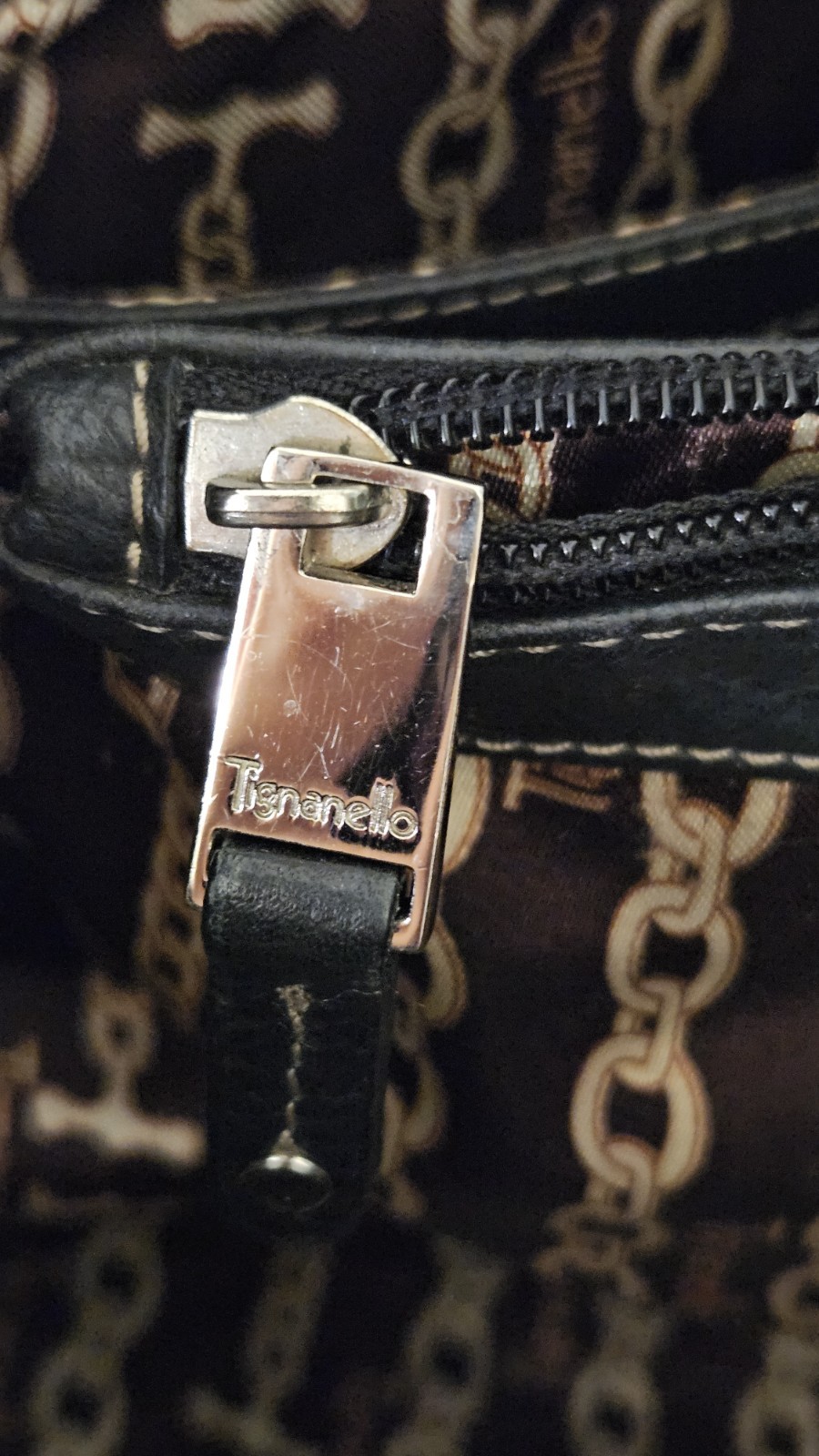 Tignanello Genuine Pebbled Leather Black Shoulder Bag w/ Silver color Hardware