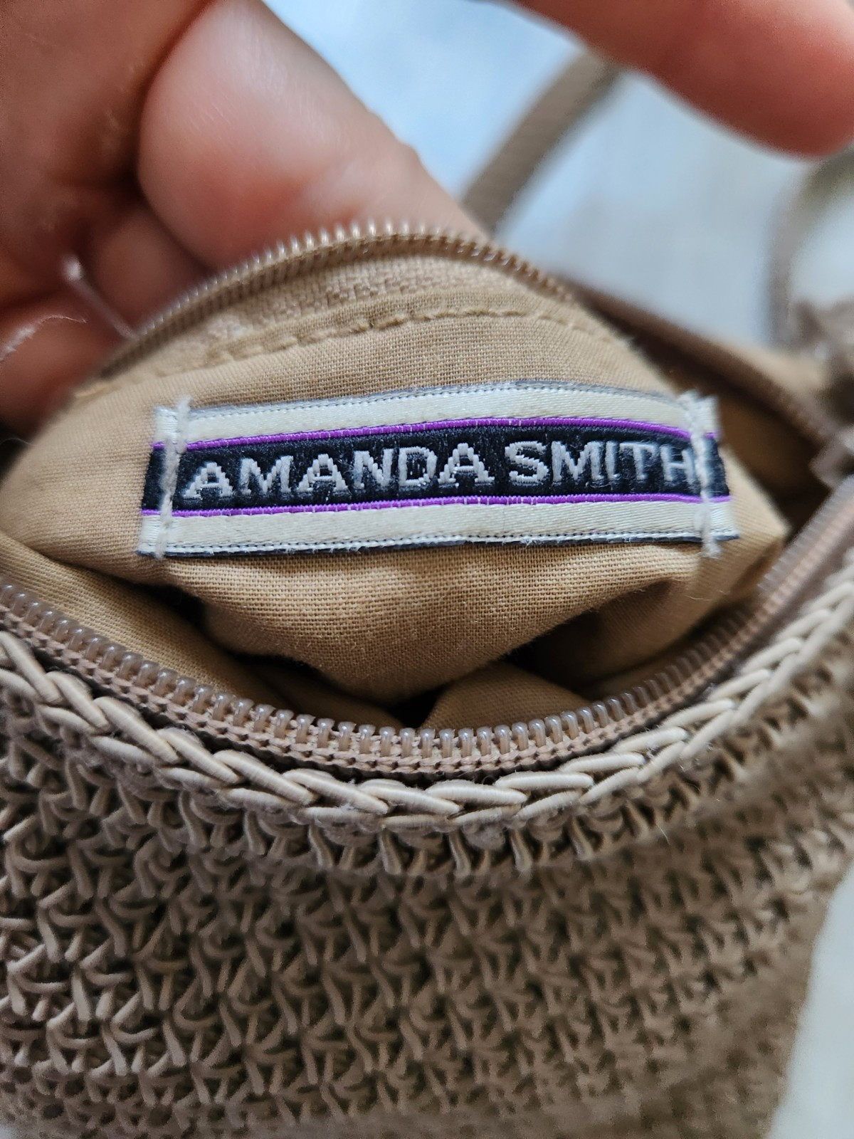 VTG Amanda Smith Crochet Crossbody Purse Bag Oatmeal Floral Zip Y2K 90s GUC