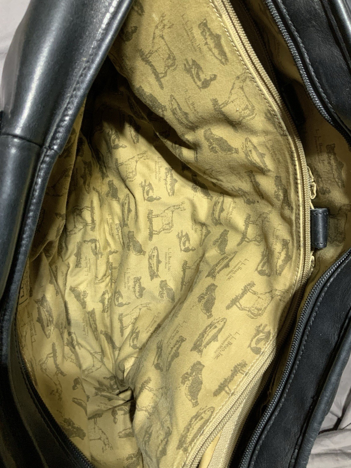L LBean Large Town & Field Leather Tote Animal Print Lining 19” Wide Top