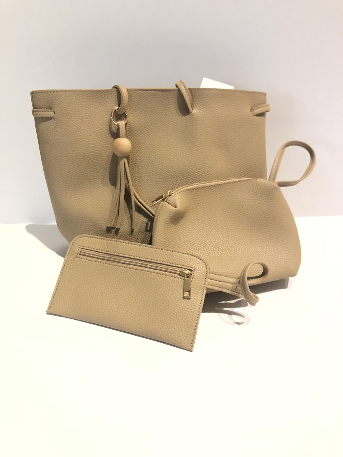 Fashionable Women’s Bag Purse Handbag 3 Piece Set 100% Man Made Material Brown
