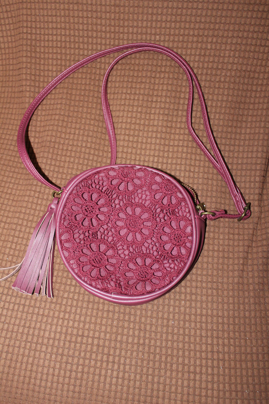 Art Class Maroon W/Lace & Tassel Shoulder Bag Small Preowned