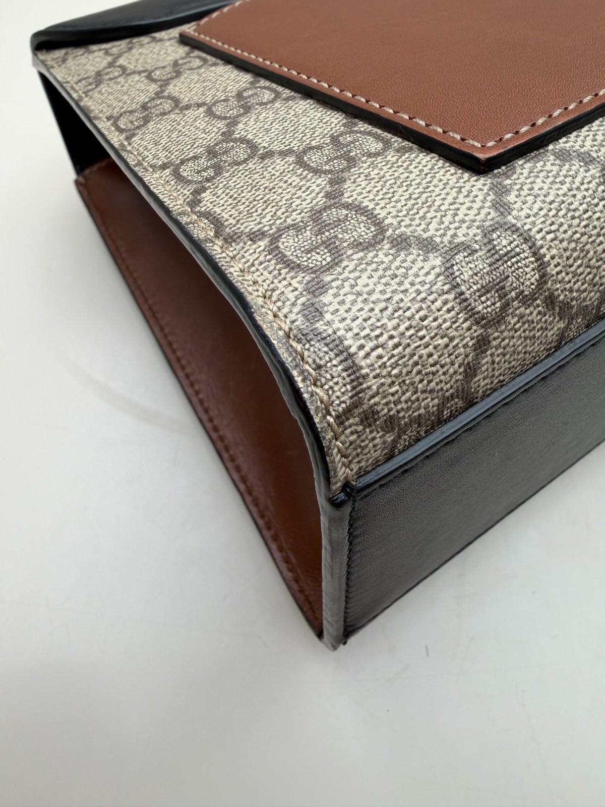 Gucci Padlock Medium Beige/Black/Brown GG Canvas Calfskin Shoulder & Crossbody B