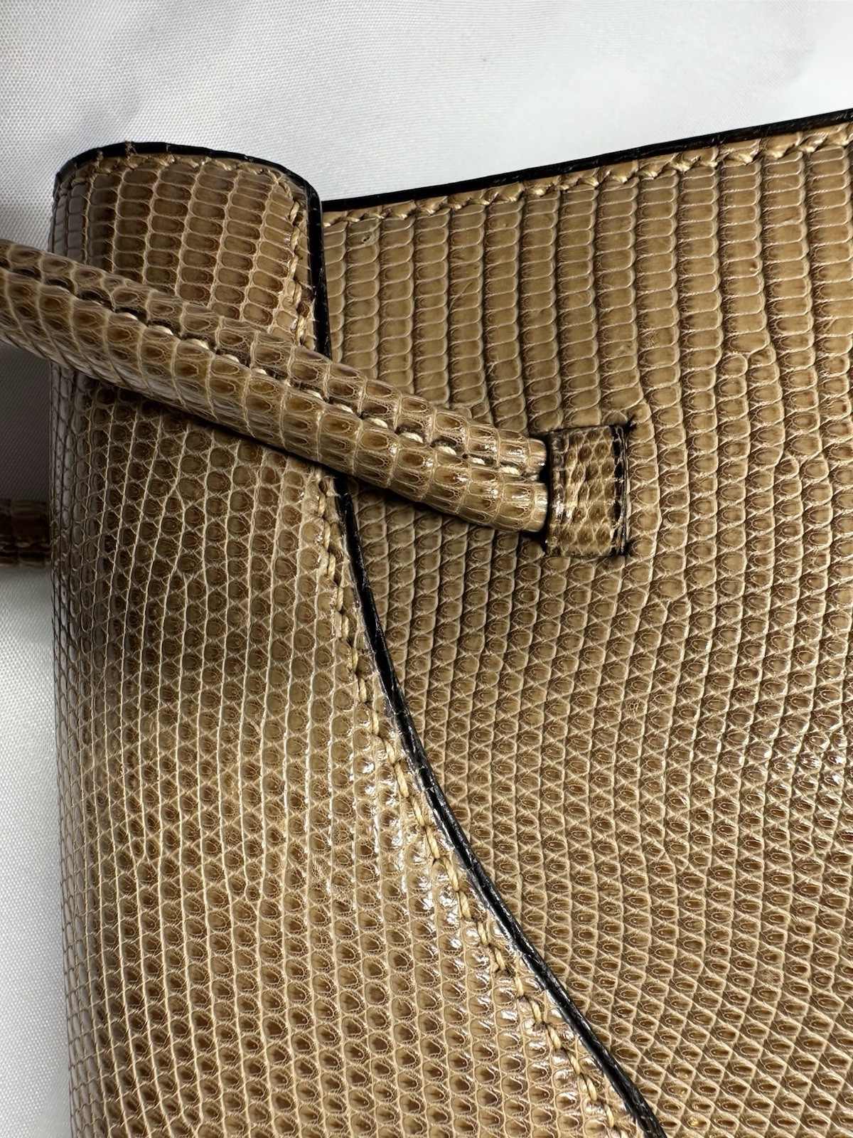 Vantage Judith Leiber Beige Lizard Skin Double Handle Bag Purse