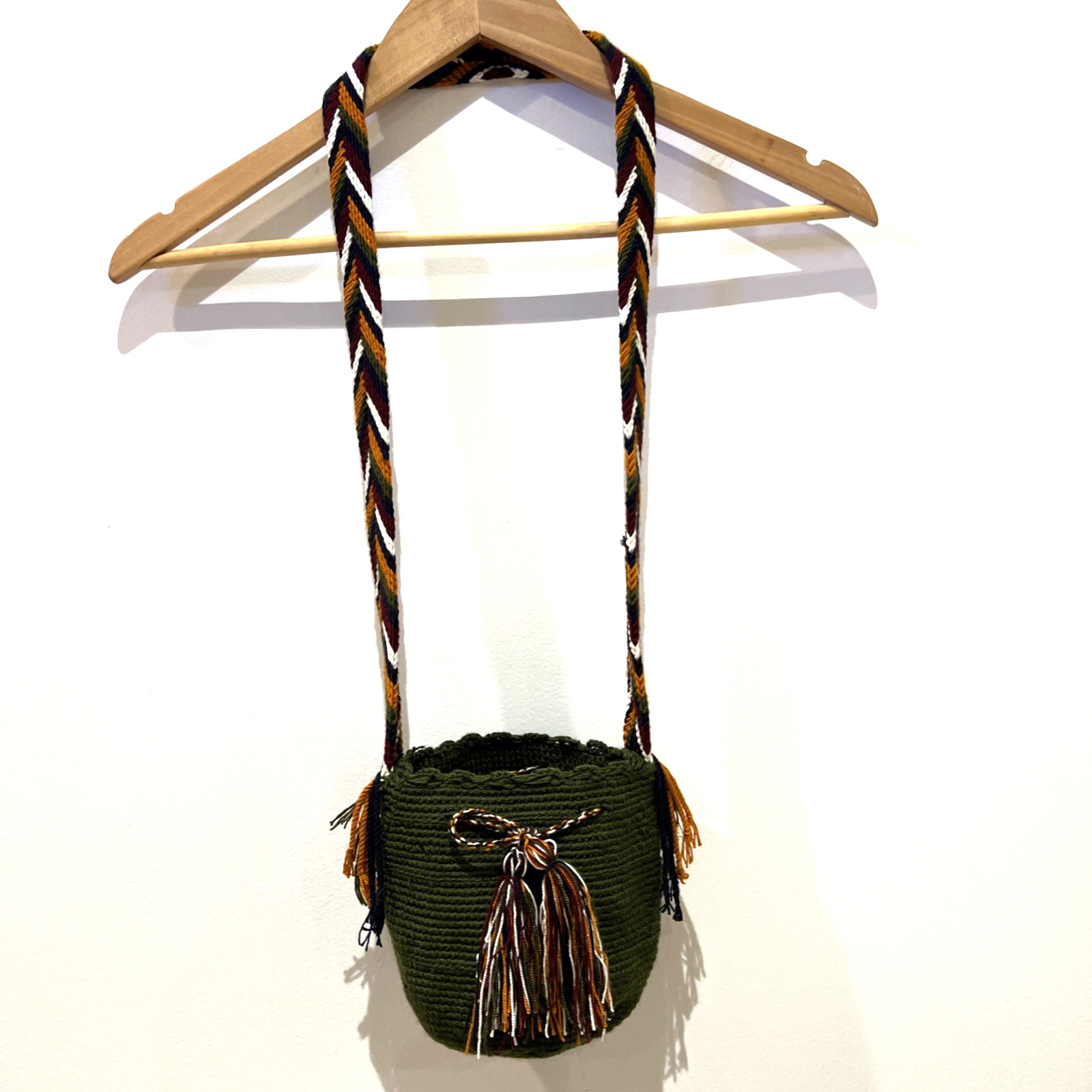 Handmade Wayuu Mochila Crossbody Bag Purse Crochet Boho Woven Yarn Artsy Artisan