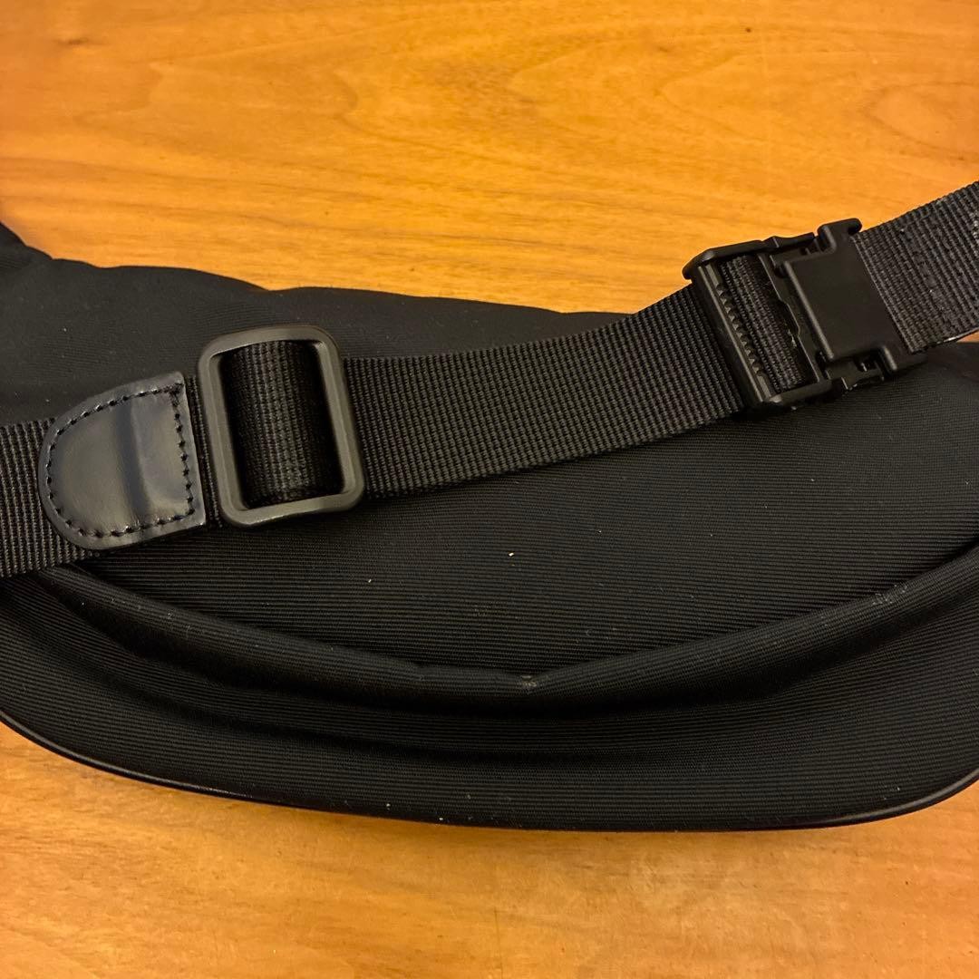 MOSCHINO Nylon Canvas Waist Bag Fanny Pack Black Gold Logo Belt Bag