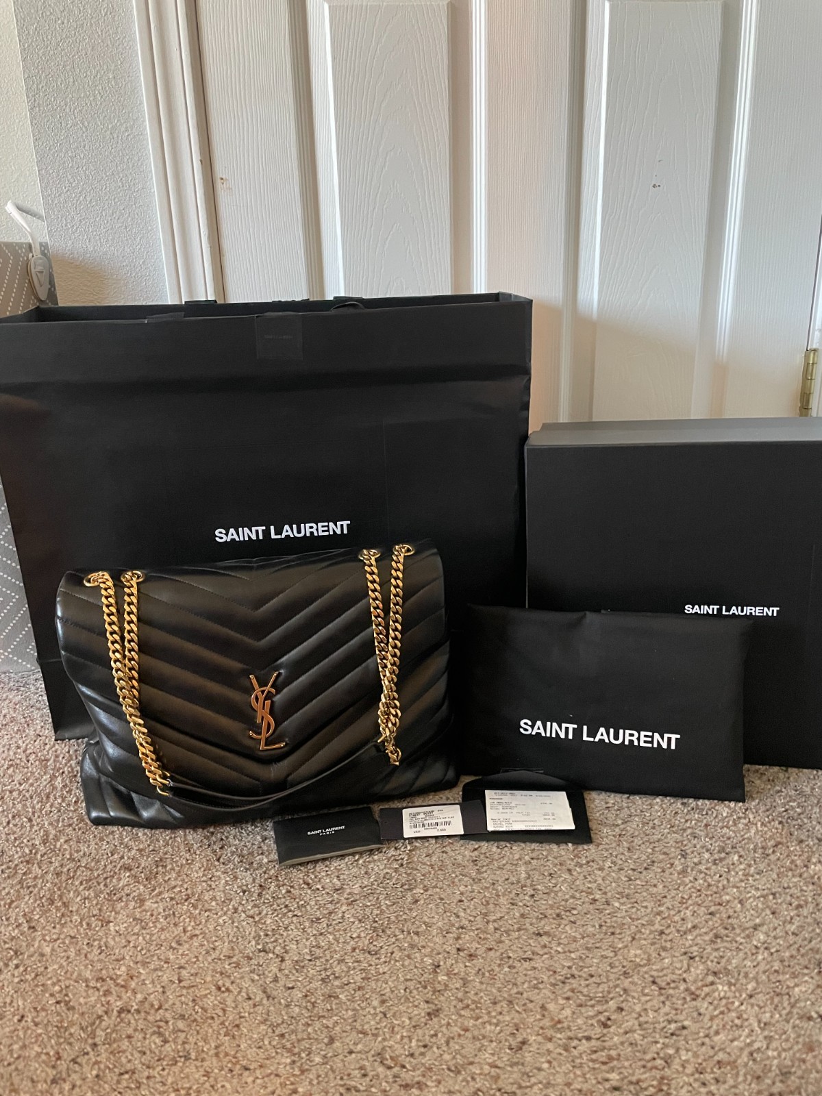 Yves Saint Laurent LouLou -Large Black Leather | with bag, box & tags