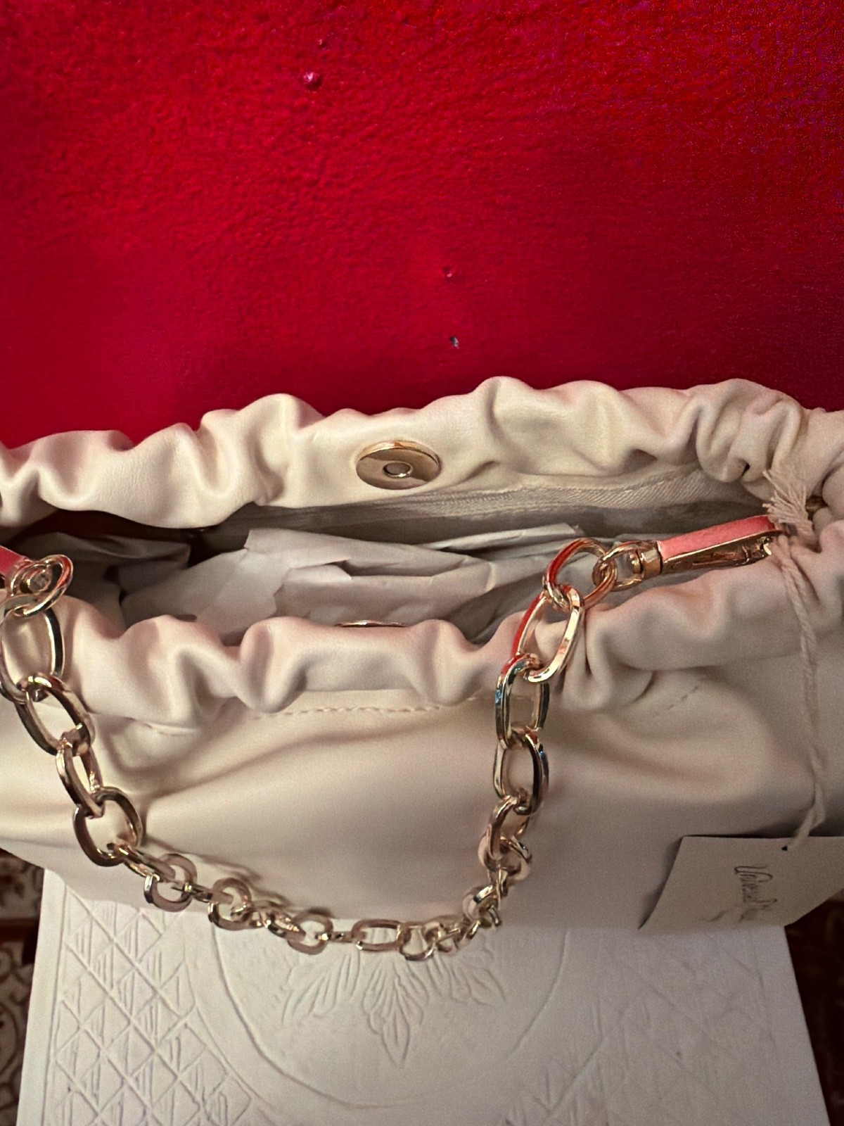 Universal Threads Winter White Purse small