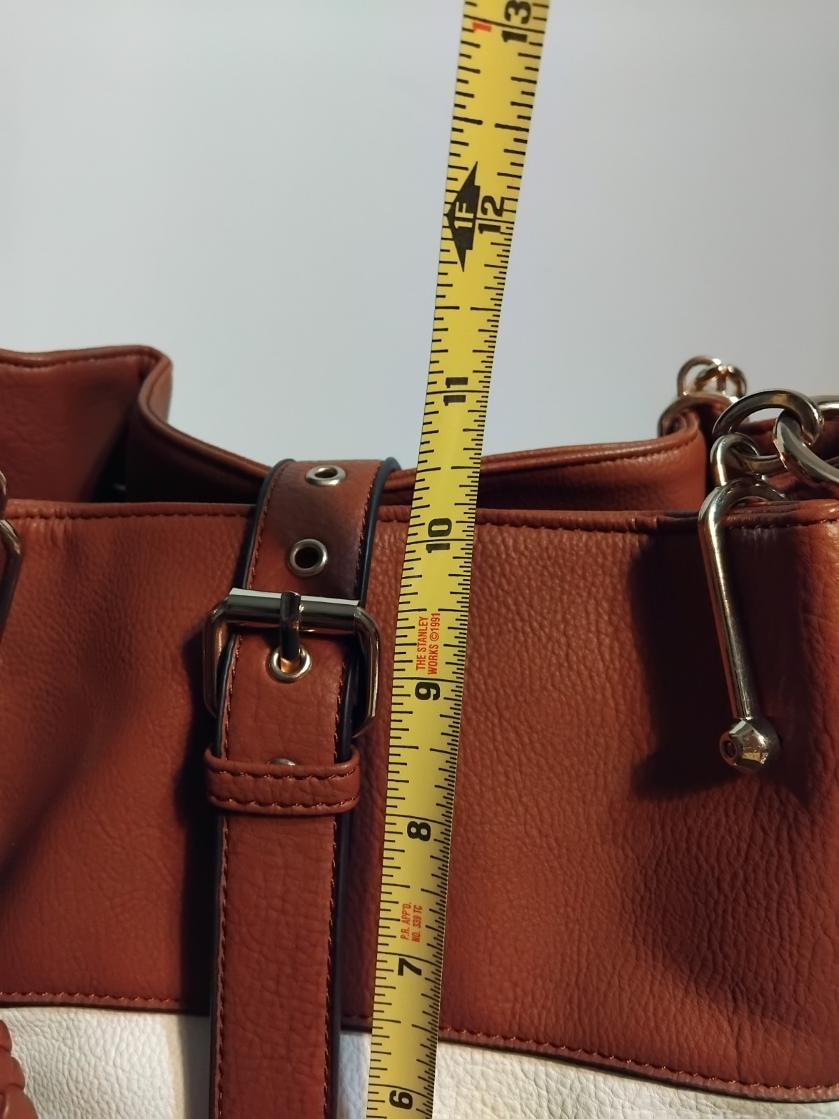 Black Rivet Purse 2-Tone White & Brown Double Handle Bag w/braided Handles