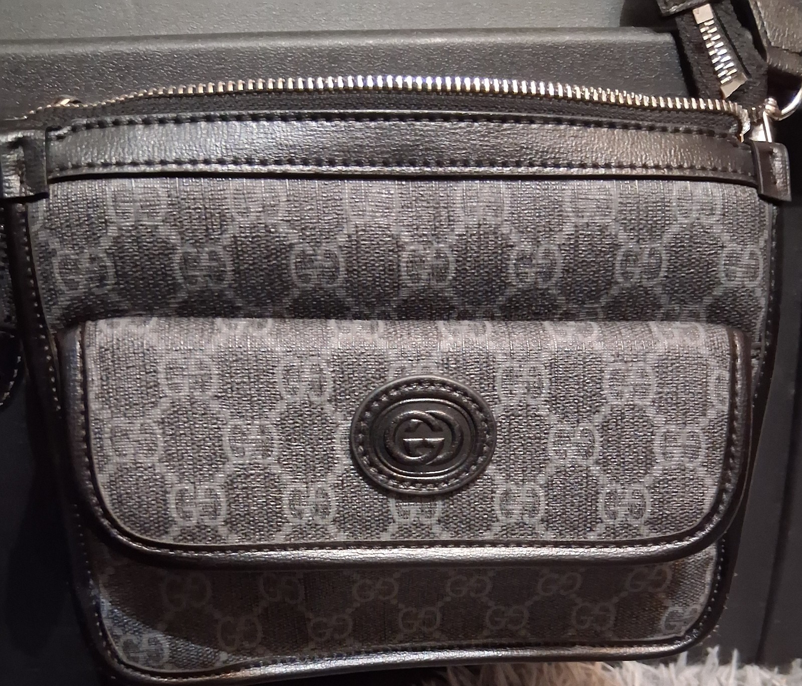 Gucci GG Monogram Gray Black Shoulder Bag Zip Closure Silver Hardware