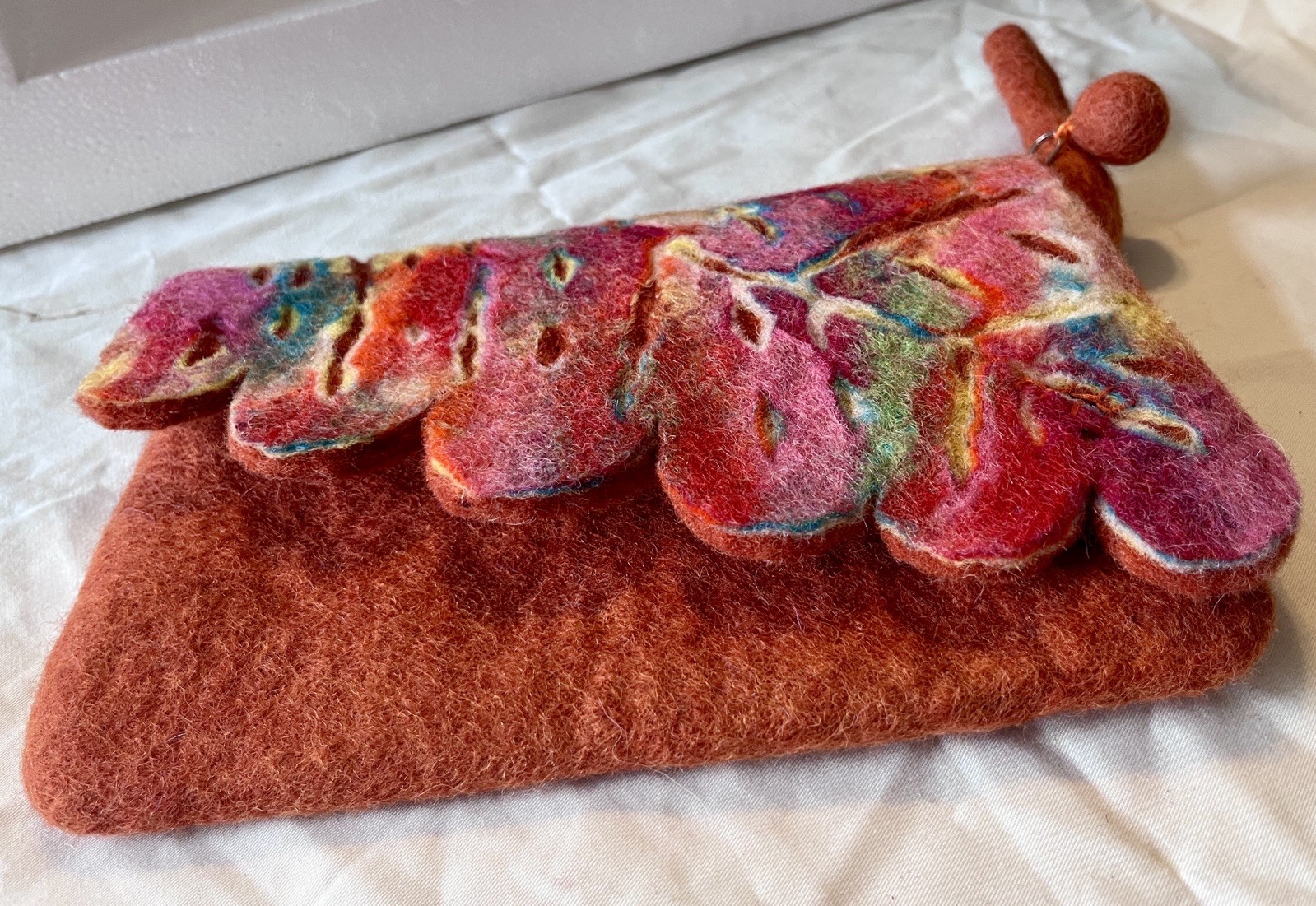 Handcrafted Wool Felt Handbag Nepal-Style 9”x 6” Purse w/ Artisan Leaf pattern