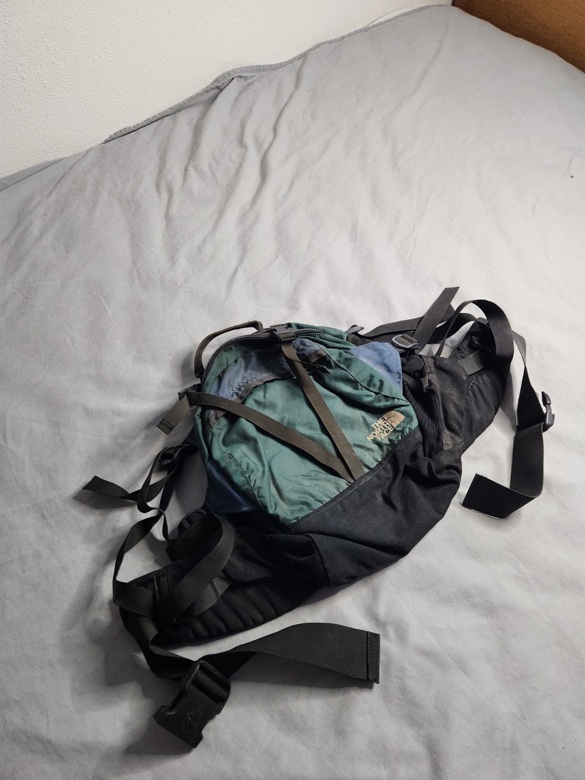 Vintage 90s North Face Backpack Bag Forest Green Black Hiking Camping Padded USA