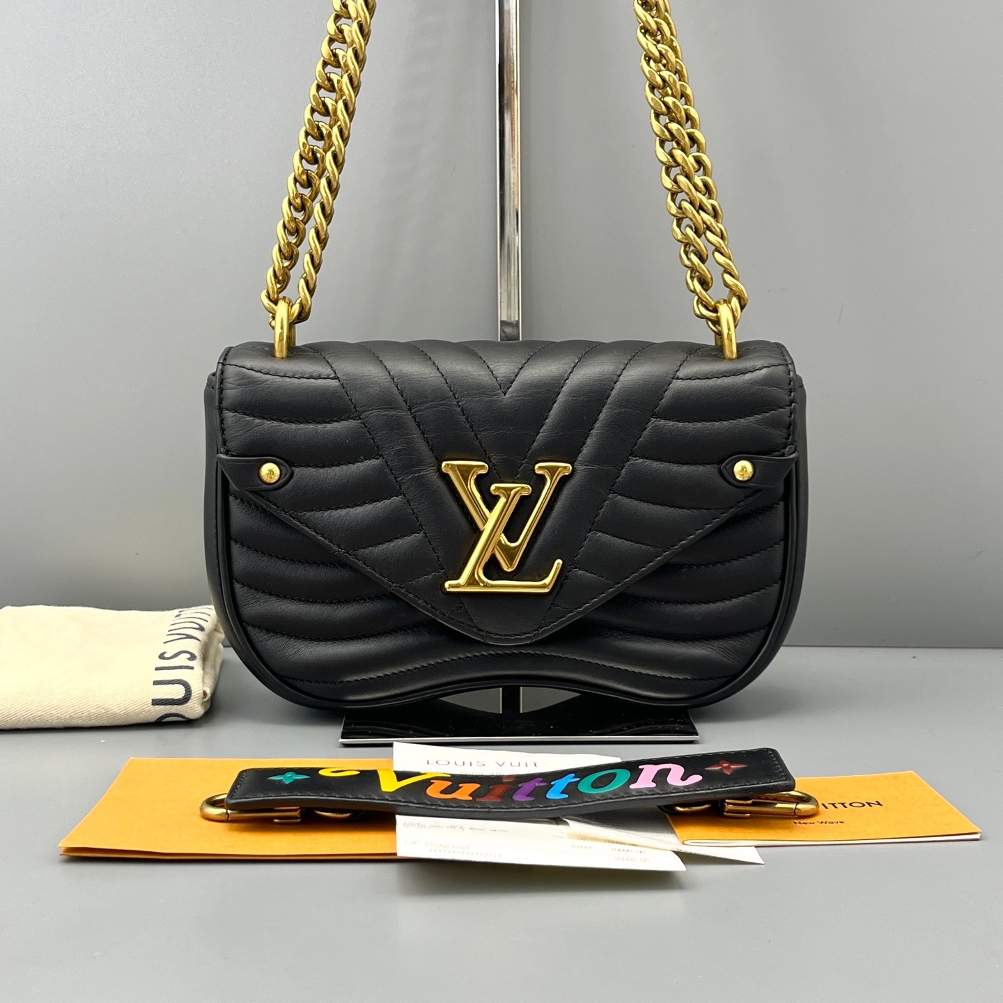 Louis Vuitton New Wave Normal Black Quilted Calfskin Crossbody Shoulder Bag Duty