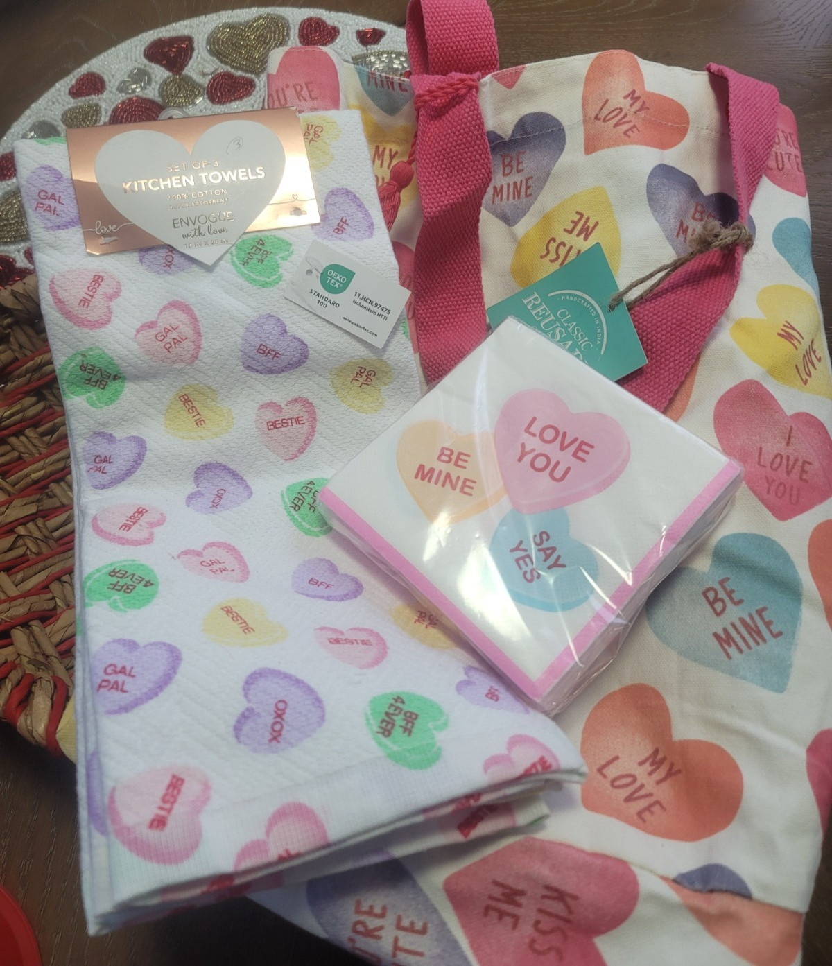 NWT BUNDLE Conversation Hearts Reusable TOTE & SET OF TOWELS & PAPER NAPKINS