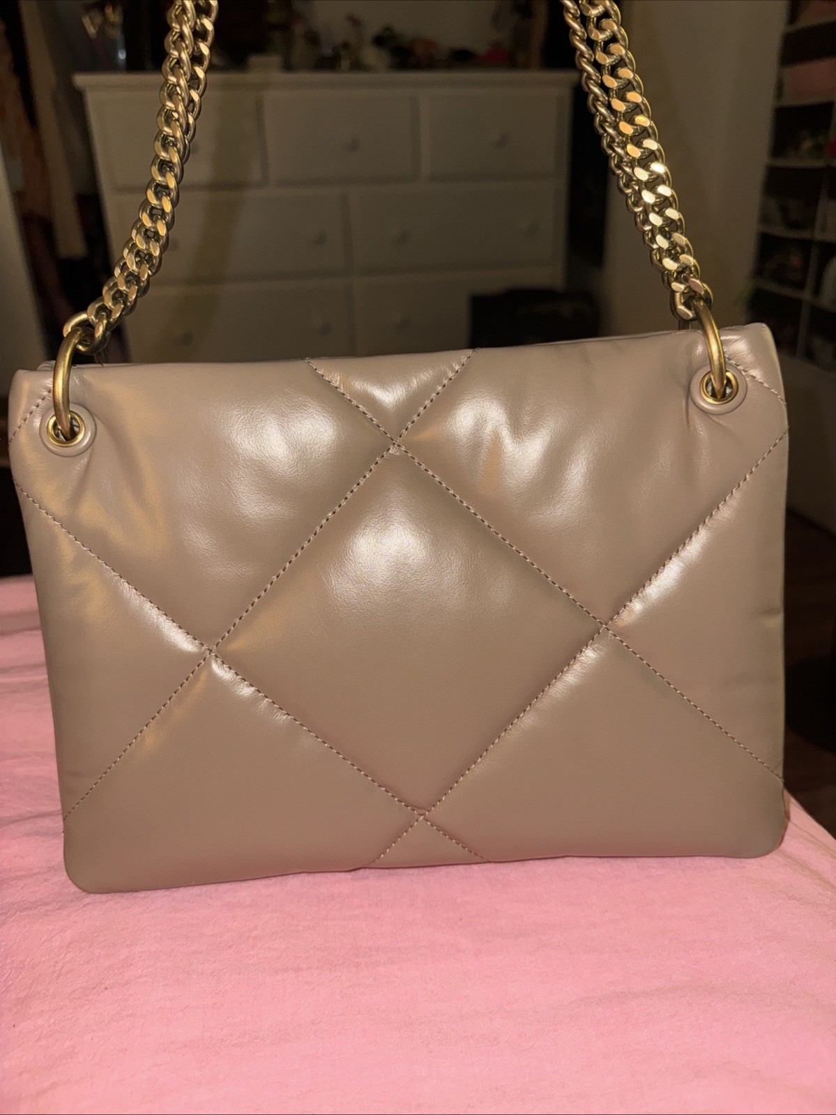 Tory Burch Kira Diamond Quilted Leather Shoulder Bag Taupe Oak