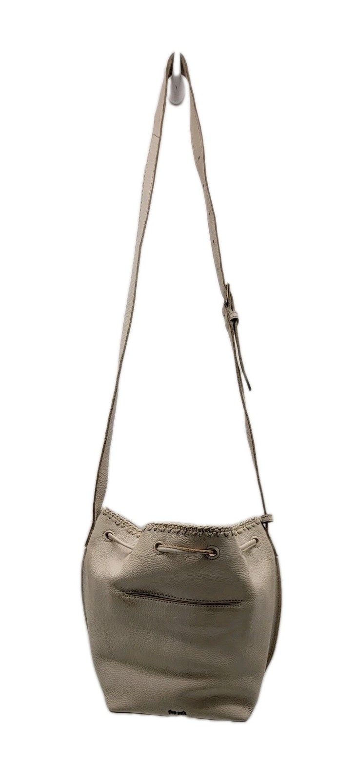The Sak Ivy Drawstring Bucket Pebble Leather Crossbody Handbag Ivory Bohemian