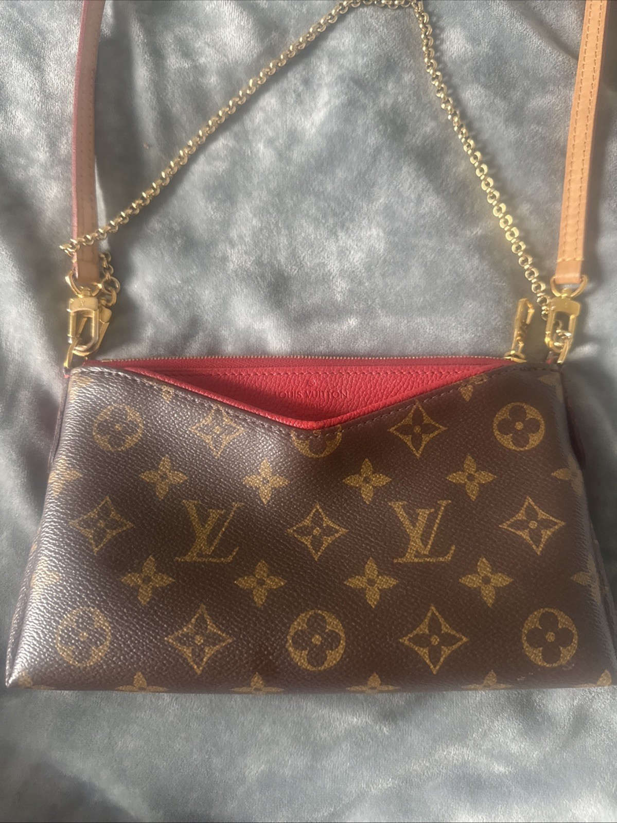 Louis Vuitton Clutch 2 way Shoulder Bag