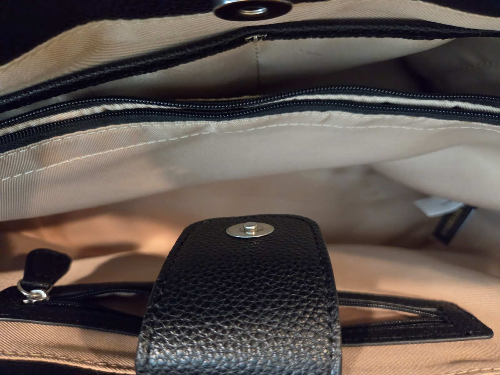 Dana Buchman Bag Striped Black & Silver/Gold