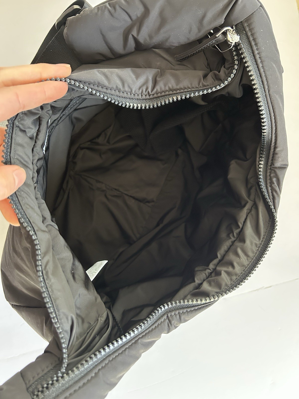 NEW! Athleta ALL ABOUT MEDIUM CROSSBODY HOBO BAG Black, Water Repellent Recycled