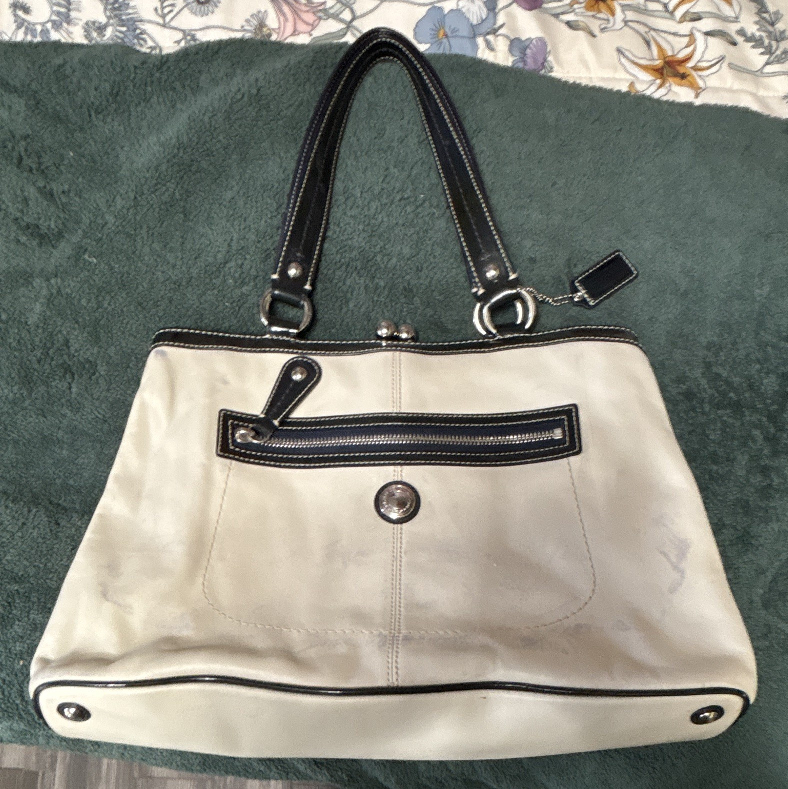Coach Large Tote Ivory/Blue, Silver Hardware, Red Lining, Zip Pockets Charm.