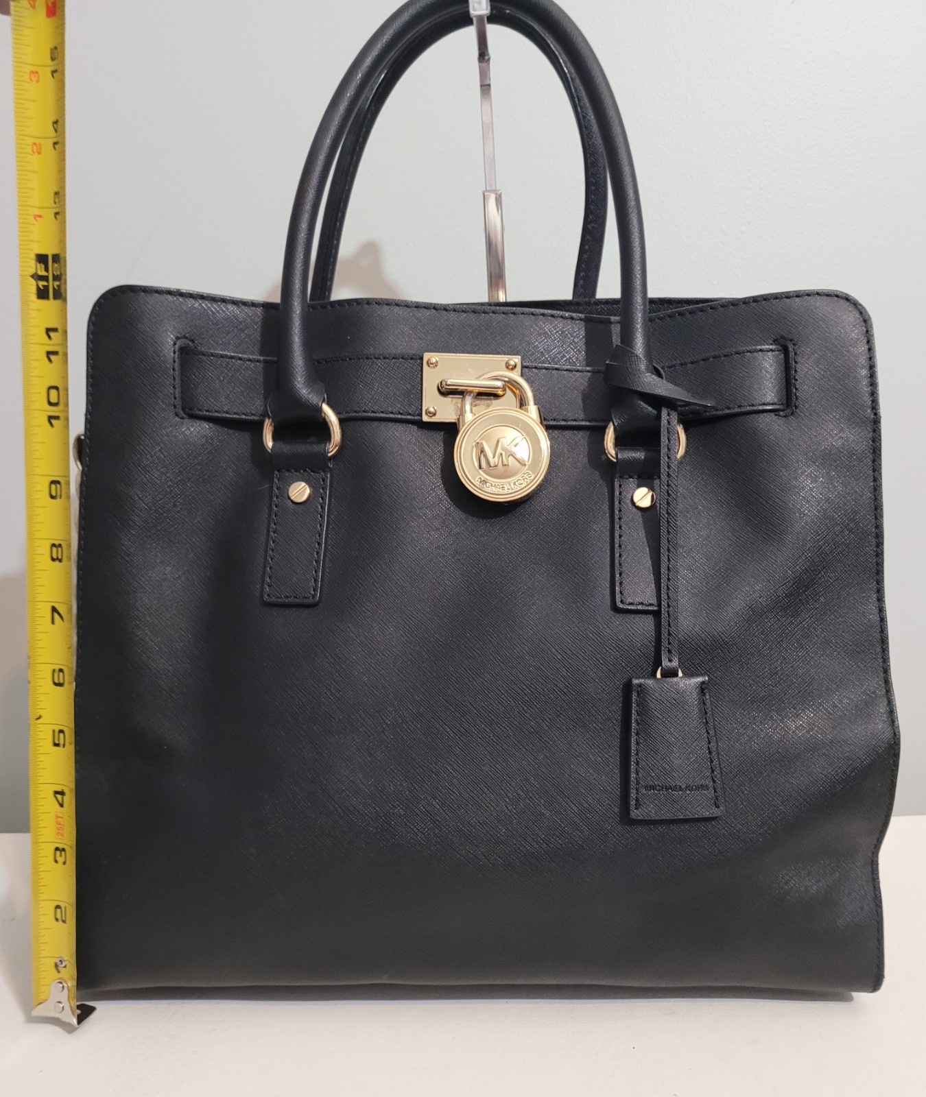 Michael Kors Hamilton Black Saffiano Leather Tote Shoulder Bag Lock Purse