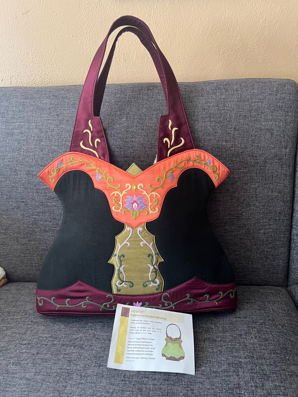 Oovoo Elegant Whimsy East/West Fusion Purse Pre-Owned