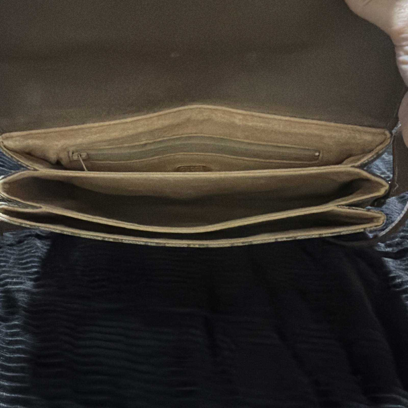 Gucci Plus Vintage Crossbody Bag