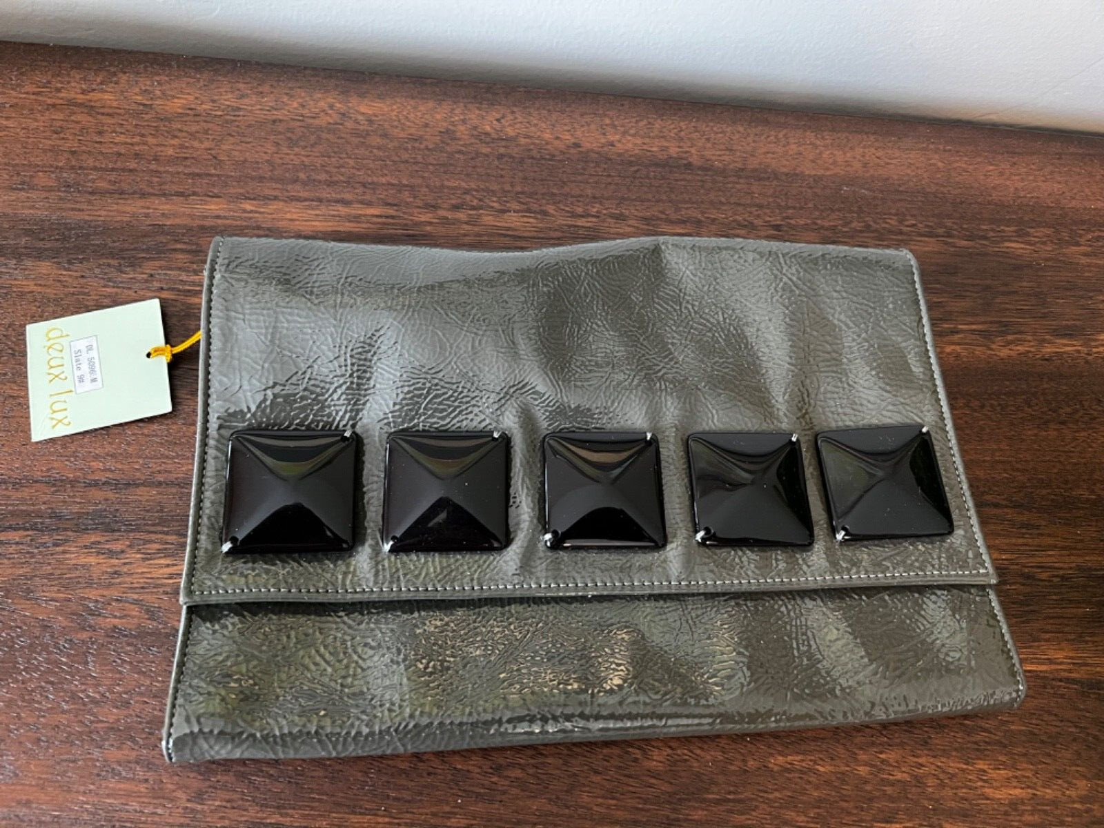 NWT DEUX LUX CLUTCH PURSE GRAY BLACK CONTEMPORARY WALLET POCKETS 11X7 NEW