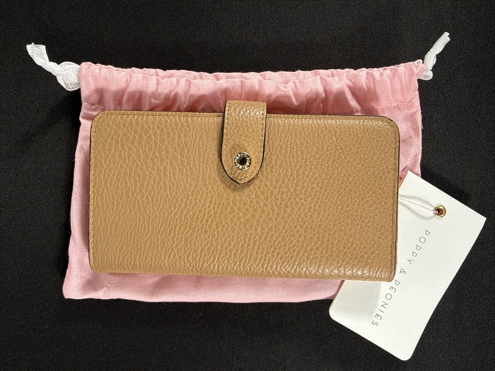 NEW Poppy And Peonies Go Anywhere Wallet Mocha Mousse