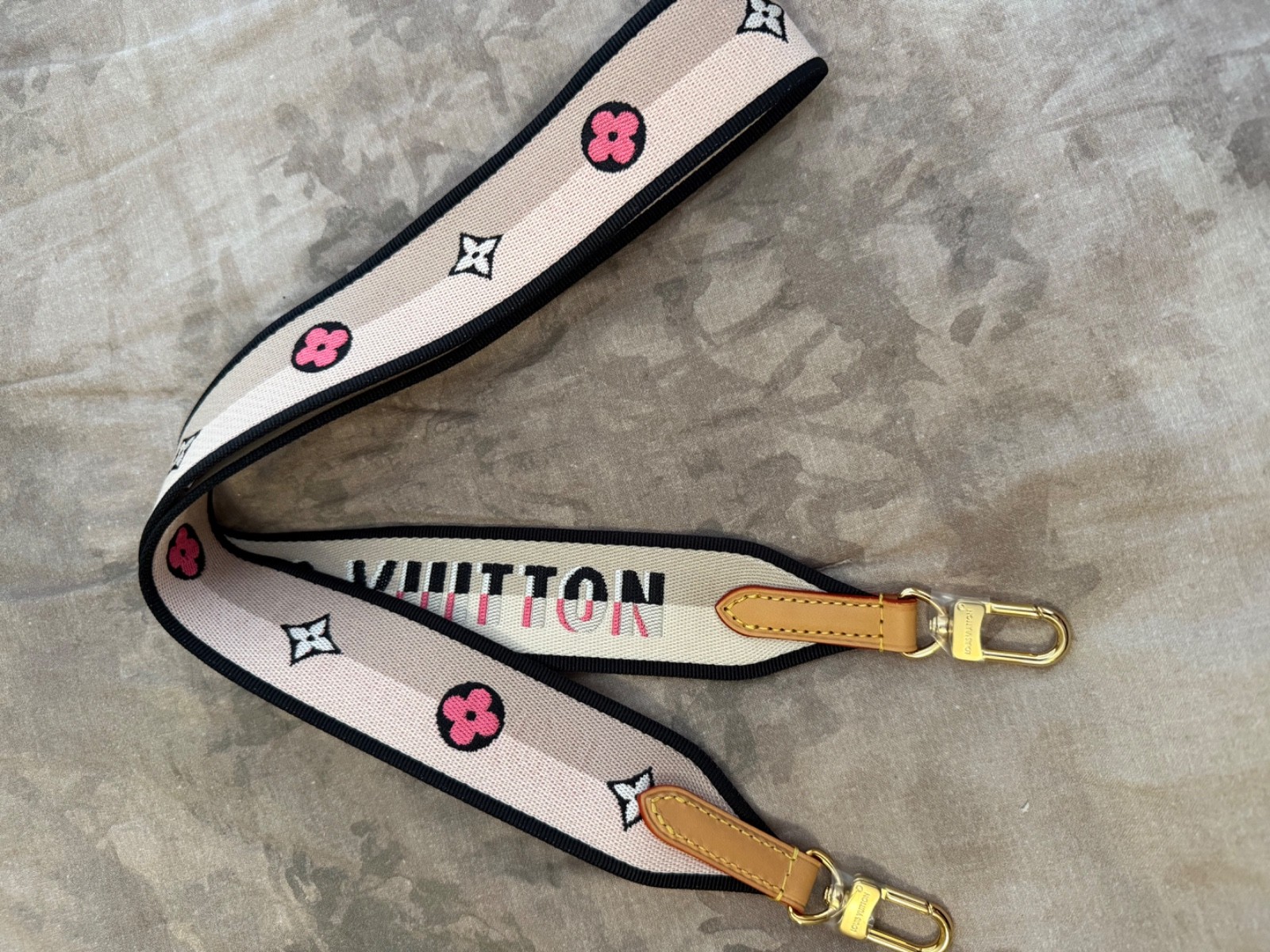 Authentic Louis Vuitton Diane PM Monogram Noir M45985 | Jacquard + Leather Strap