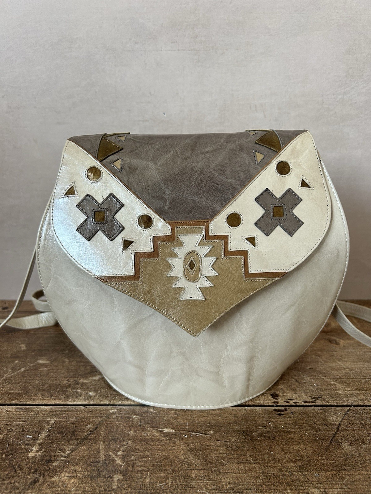 Margaret Jerrold Made In Spain Boho Leather Bucket Shoulder Bag