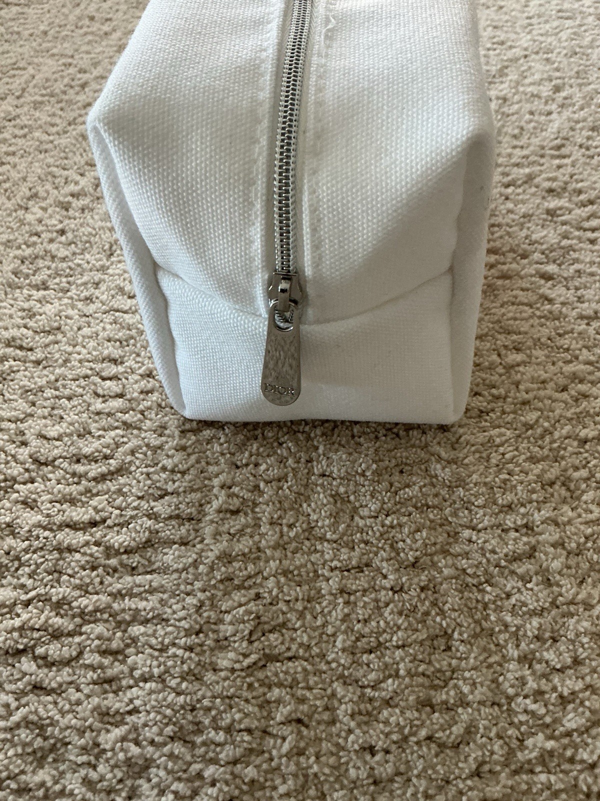 Christian Miss Dior White Vanity Clutch Makeup Pouch Cosmetic Zip Bag NEW Gift