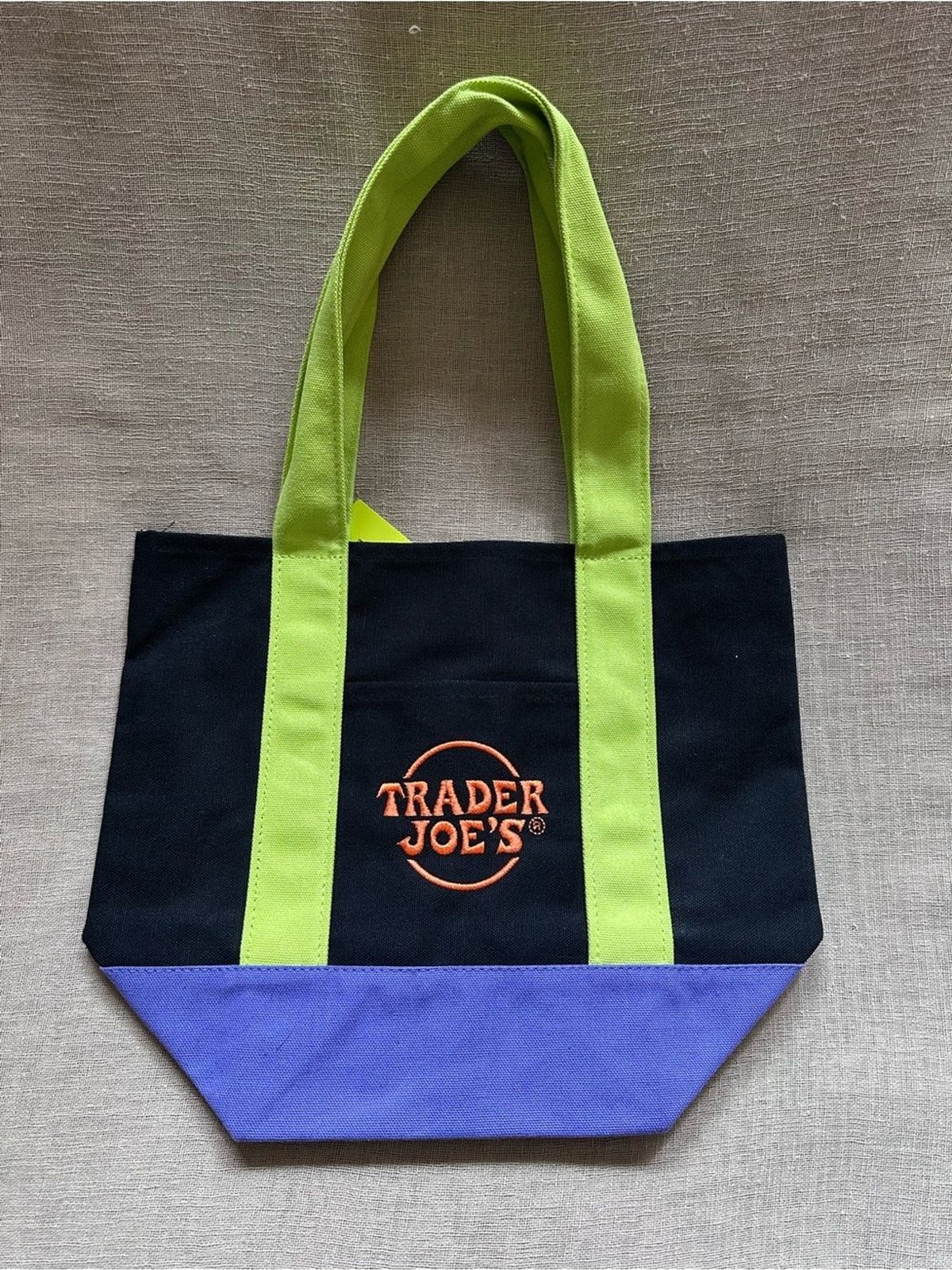 Trader Joe’s Mini Tote Halloween Edition